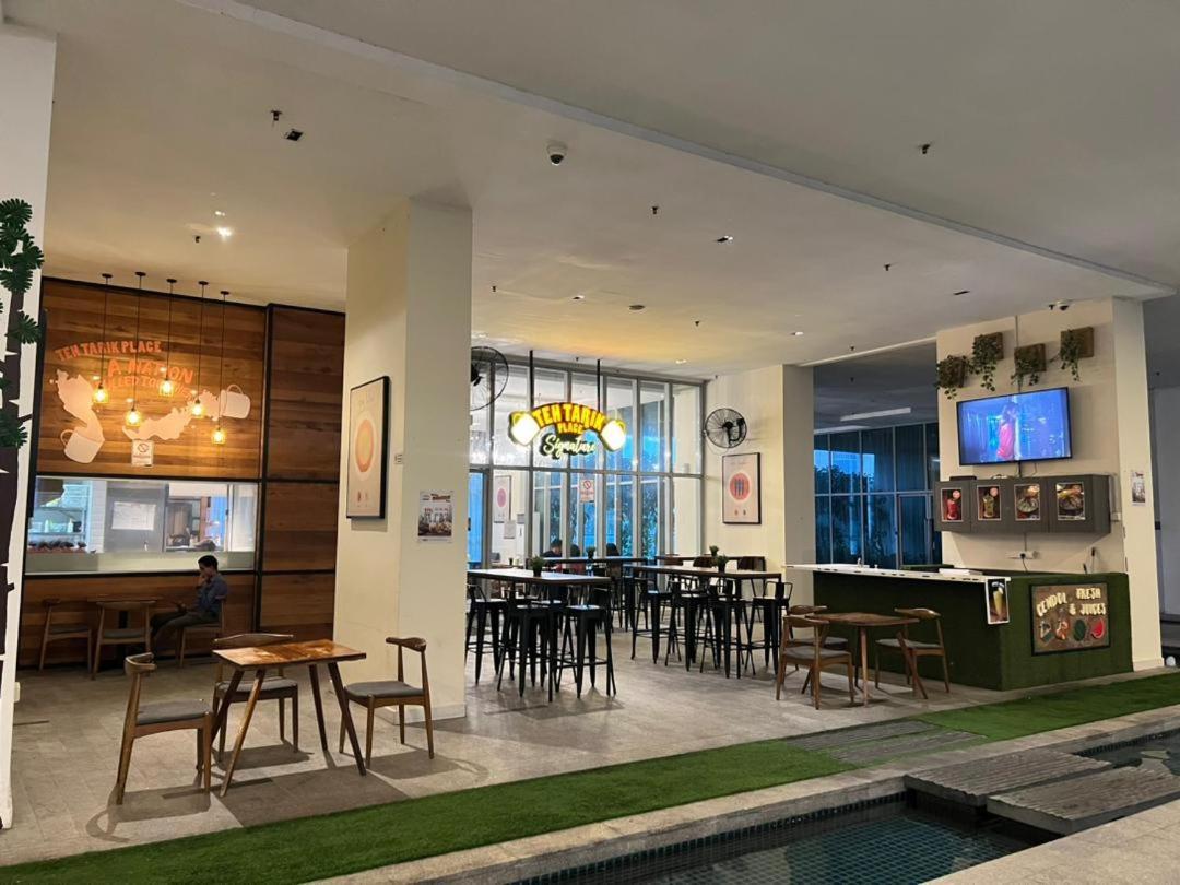 Regalia Suites & Residence 2 Bedroom Apartment By Enjoy Your Stay Kuala Lumpur Exterior photo